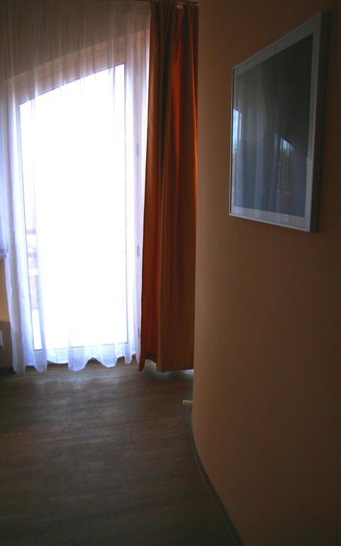 Princess Apartman Siofok Luaran gambar